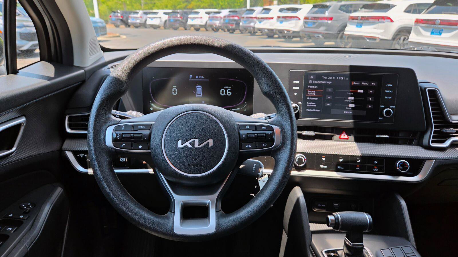 Used 2023 Kia Sportage LX FWD image 23