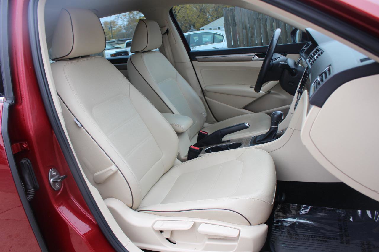 Used 2017 Volkswagen Passat 1.8T SE image 39
