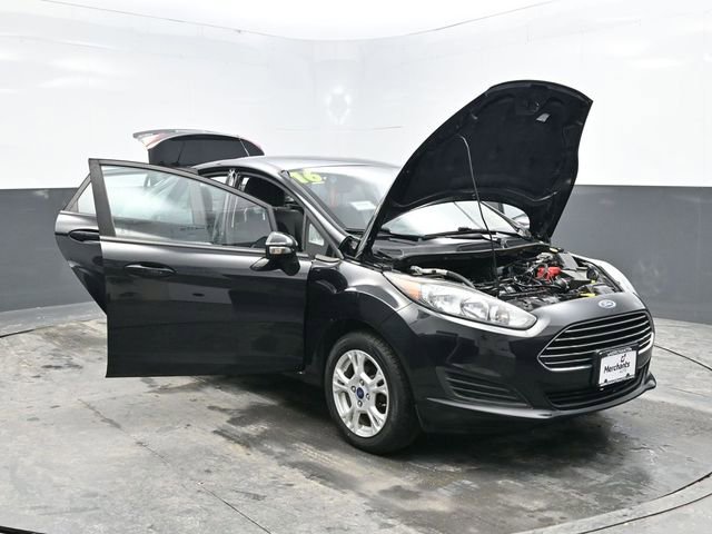 Used 2016 Ford Fiesta SE image 40