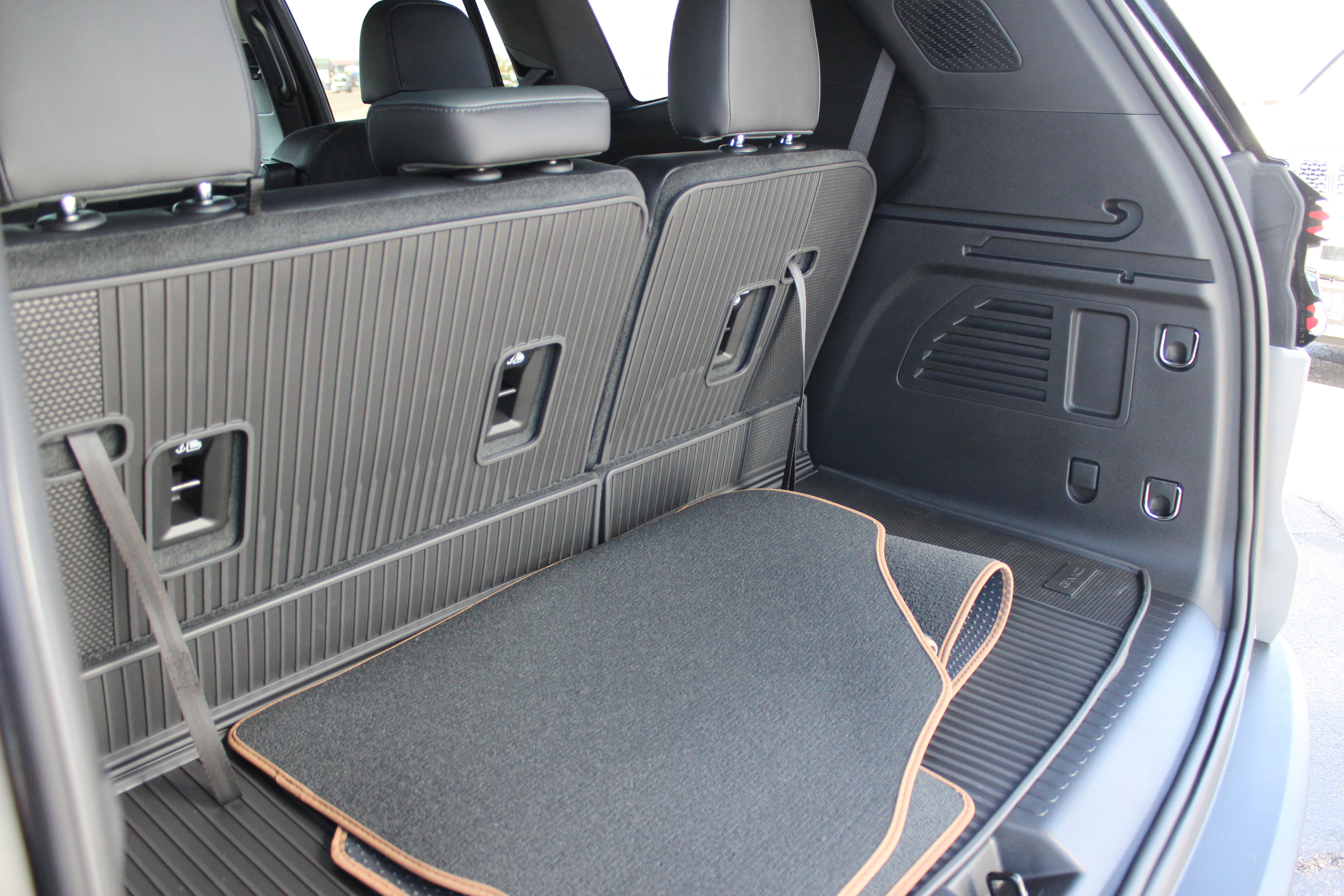 New 2026 GMC Acadia AT4 image 29