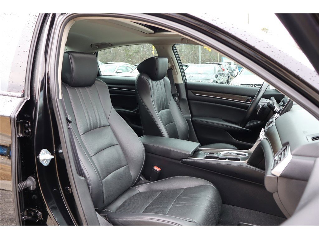 Used 2022 Honda Accord Touring image 33