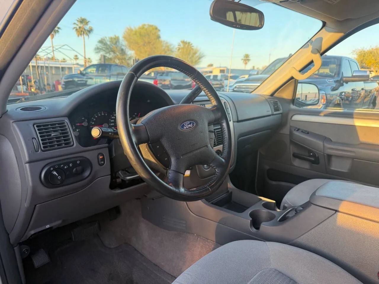 Used 2004 Ford Explorer Sport XLT AWD/4WD image 18