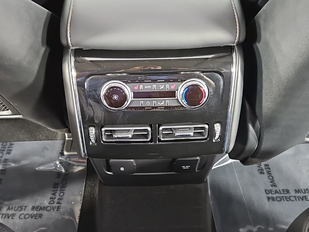 Used 2023 Lincoln Aviator AWD w/ Premium Package image 25