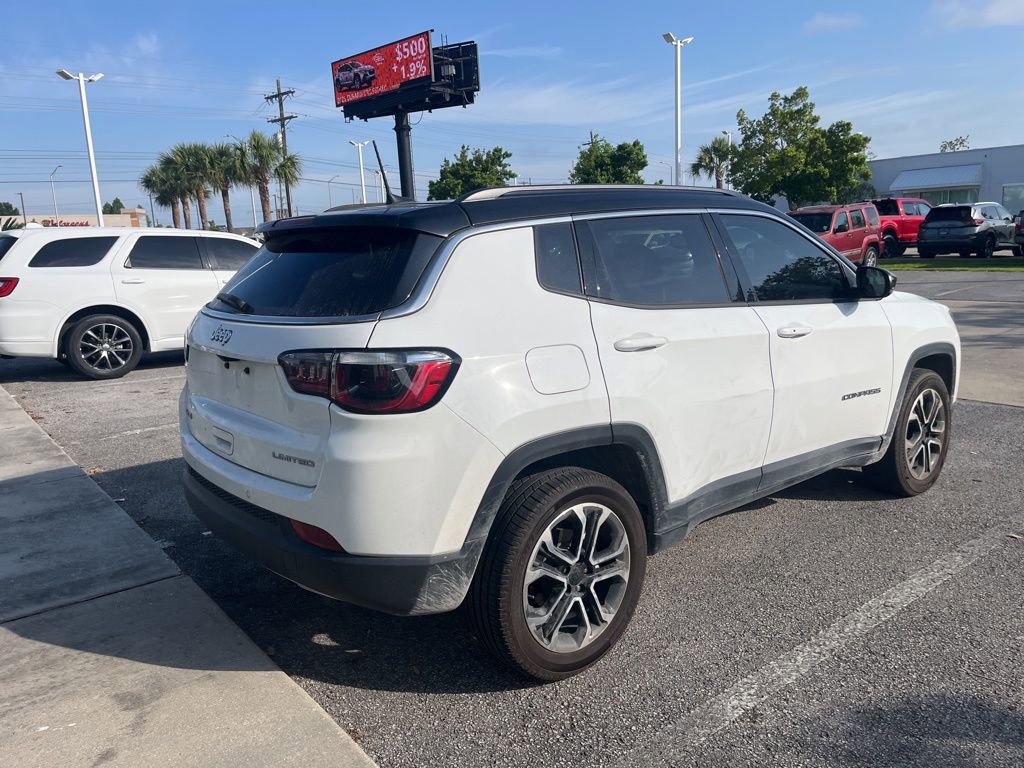 Used 2023 Jeep Compass Limited image 12