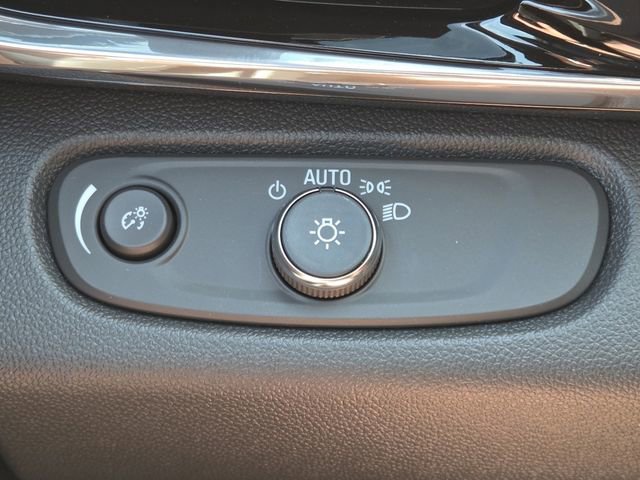 New 2026 Buick Envista Sport Touring FWD image 13