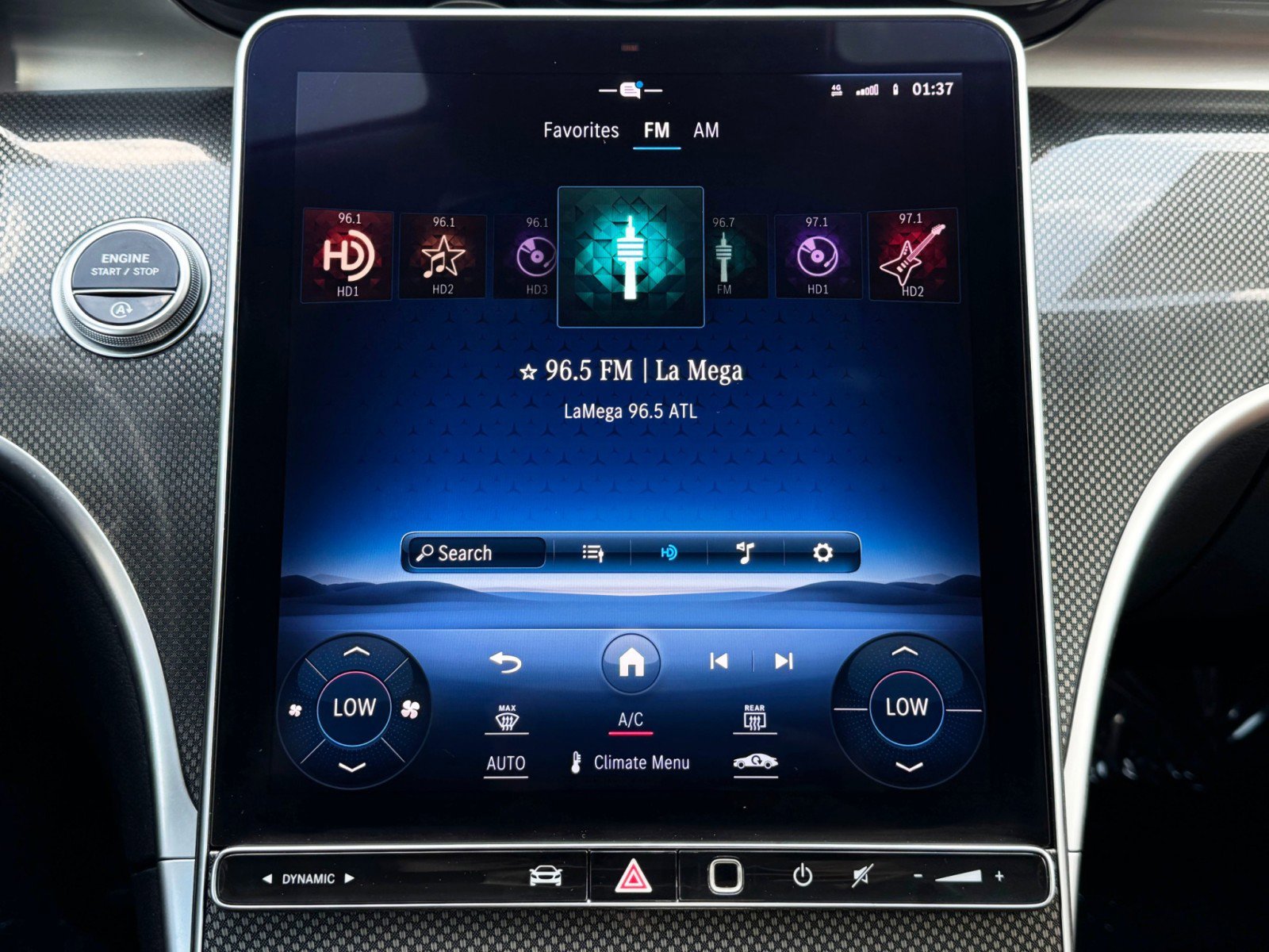 Used 2022 Mercedes-Benz C 300 Sedan image 26