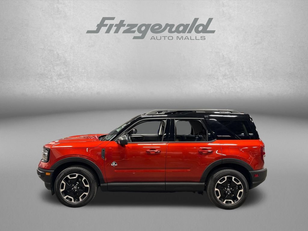Used 2023 Ford Bronco Sport Outer Banks w/ Tech Package AWD/4WD image 3