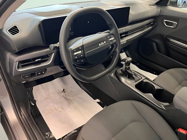 Used 2025 Kia K4 LXS image 15