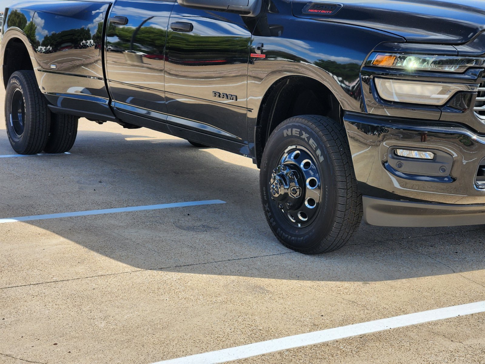 New 2026 RAM 3500 Lone Star AWD/4WD image 11