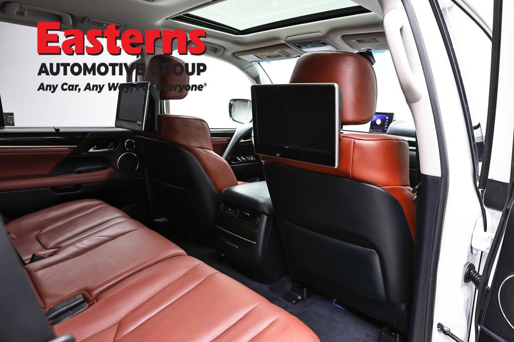 Used 2018 Lexus LX 570 4WD w/ Luxury Package image 28