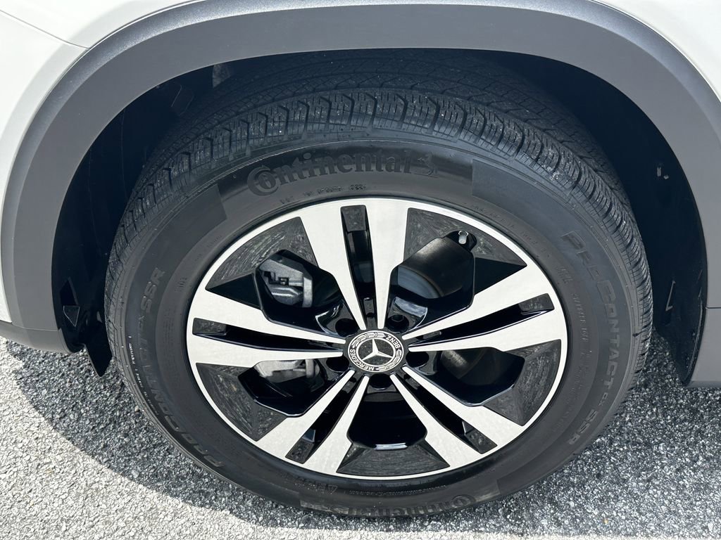 Certified 2025 Mercedes-Benz GLB 250 4MATIC image 12