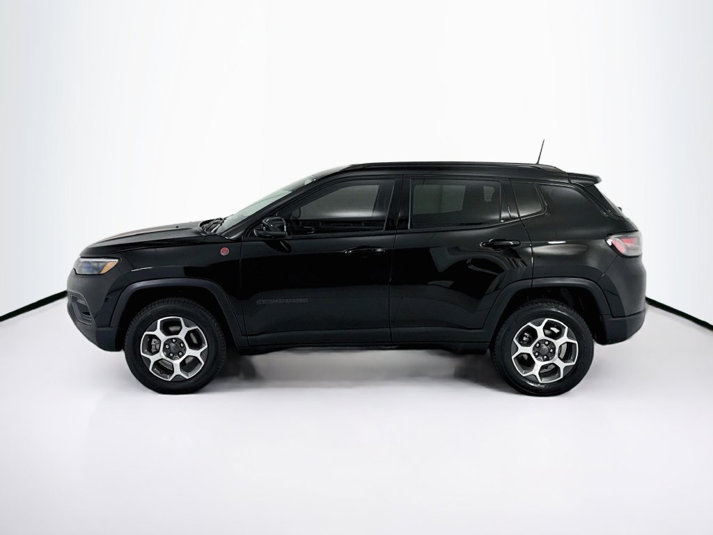 Used 2022 Jeep Compass Trailhawk w/ Trailhawk Elite Group AWD/4WD image 8