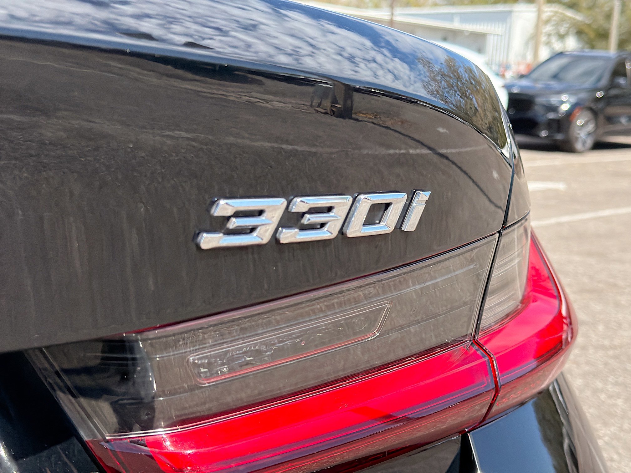 Used 2025 BMW 330i Sedan image 11