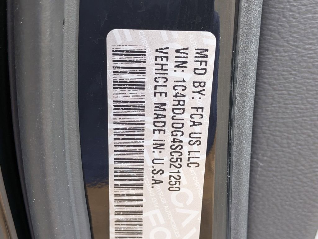 Certified 2025 Dodge Durango GT w/ Blacktop Package image 31