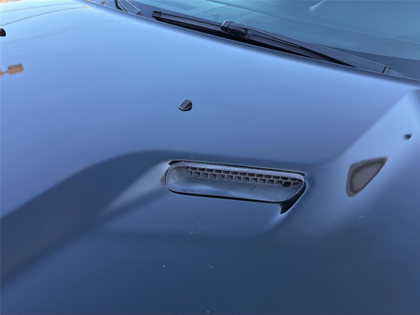 Used 2012 Dodge Challenger SXT RWD image 27