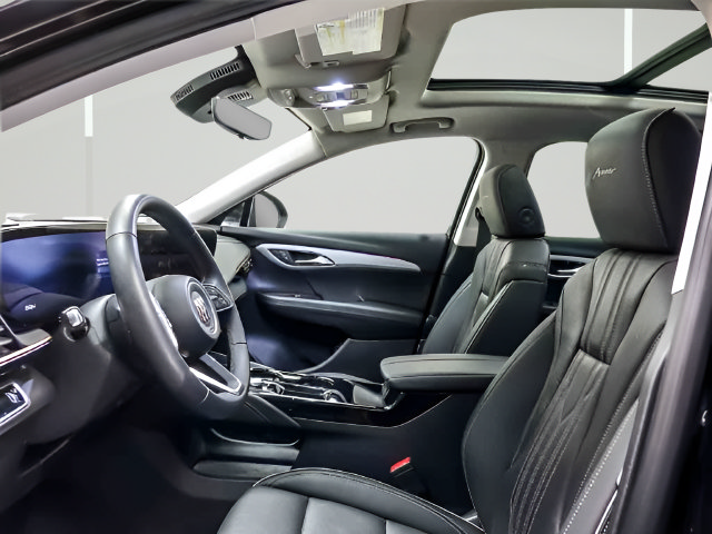Used 2025 Buick Envision Avenir AWD/4WD image 9