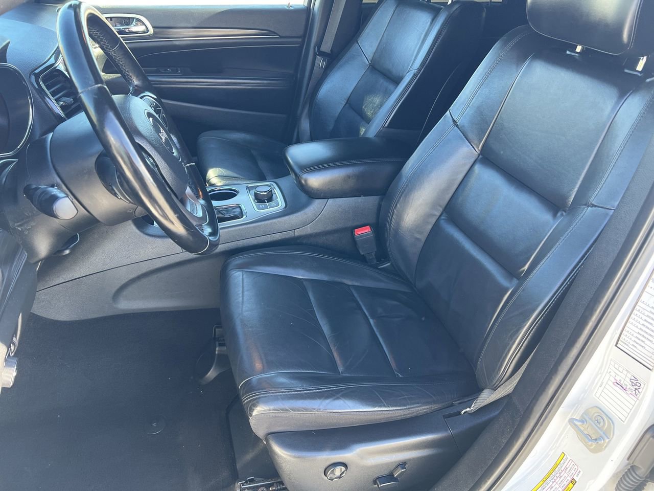 Used 2020 Jeep Grand Cherokee Limited image 21