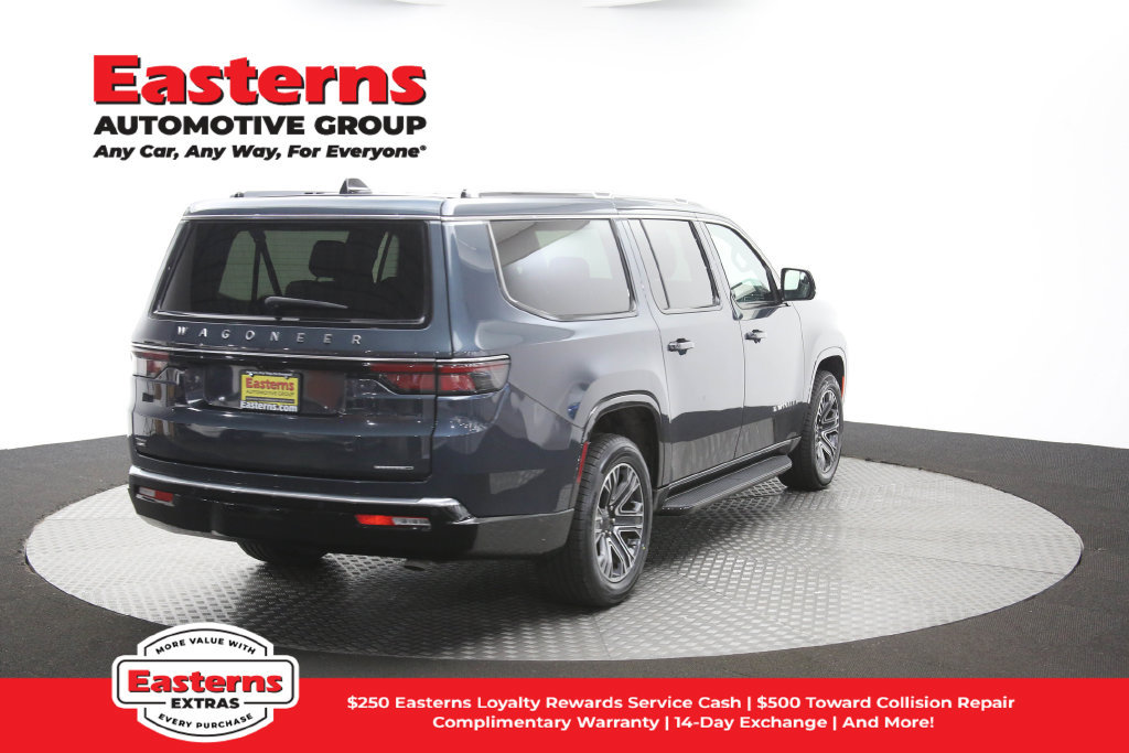 Used 2024 Jeep Wagoneer L Series II w/ Flexible Seating Group RWD image 47