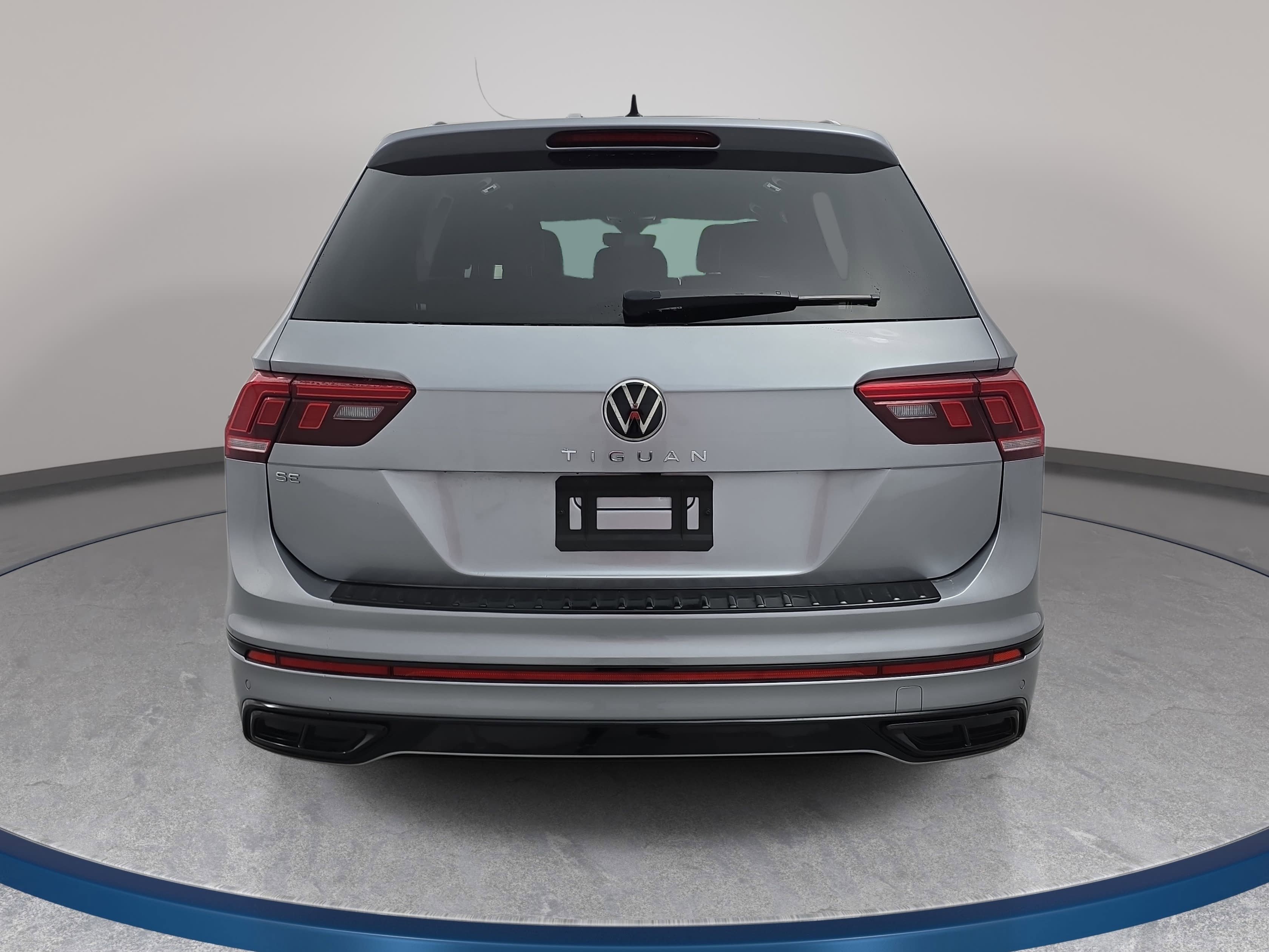 Certified 2022 Volkswagen Tiguan SE R-Line FWD image 6