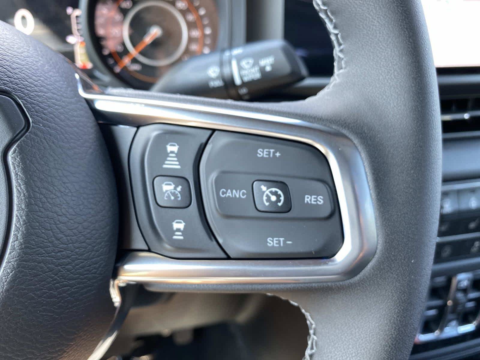 New 2026 Jeep Wrangler Unlimited Sahara AWD/4WD image 17