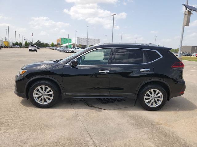 Certified 2018 Nissan Rogue SV w/ Premium Package FWD image 8