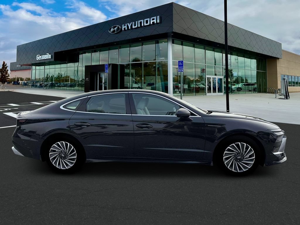 New 2026 Hyundai Sonata Limited FWD image 9