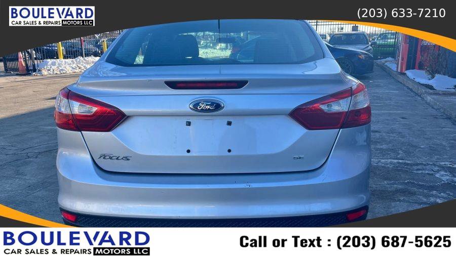 Used 2013 Ford Focus SE FWD image 5