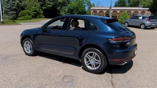 Used 2021 Porsche Macan image 6