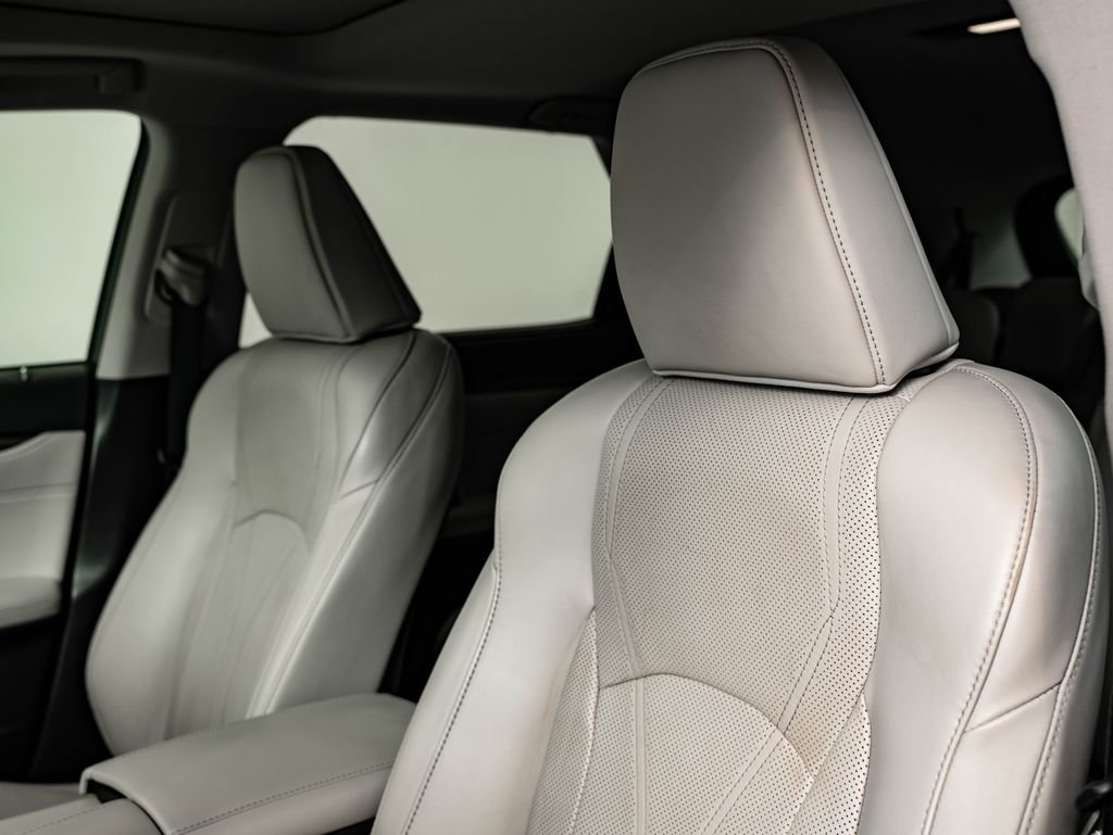 Used 2022 Lexus RX 450hL Luxury w/ Cold Area Package (CT) image 25