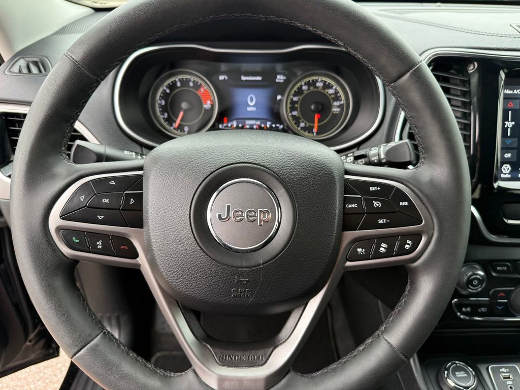 Used 2022 Jeep Cherokee Limited image 20