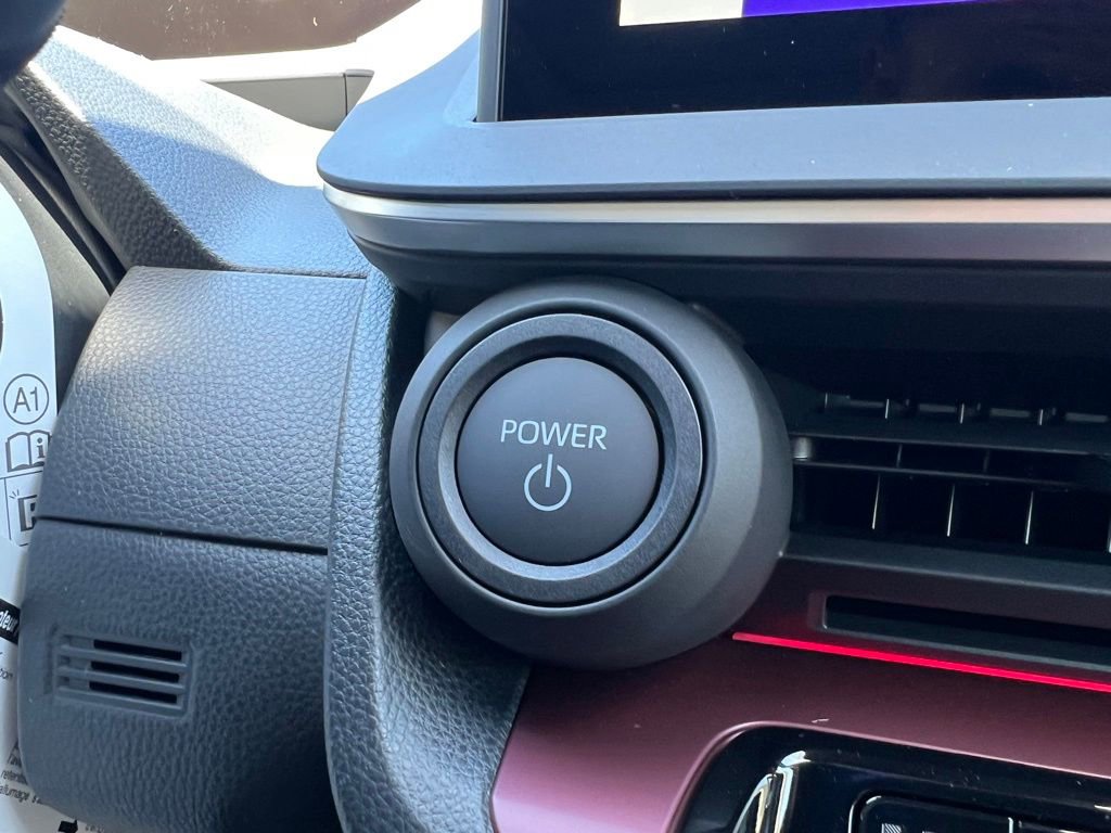 New 2026 Toyota Prius Plug-In Hybrid FWD image 21