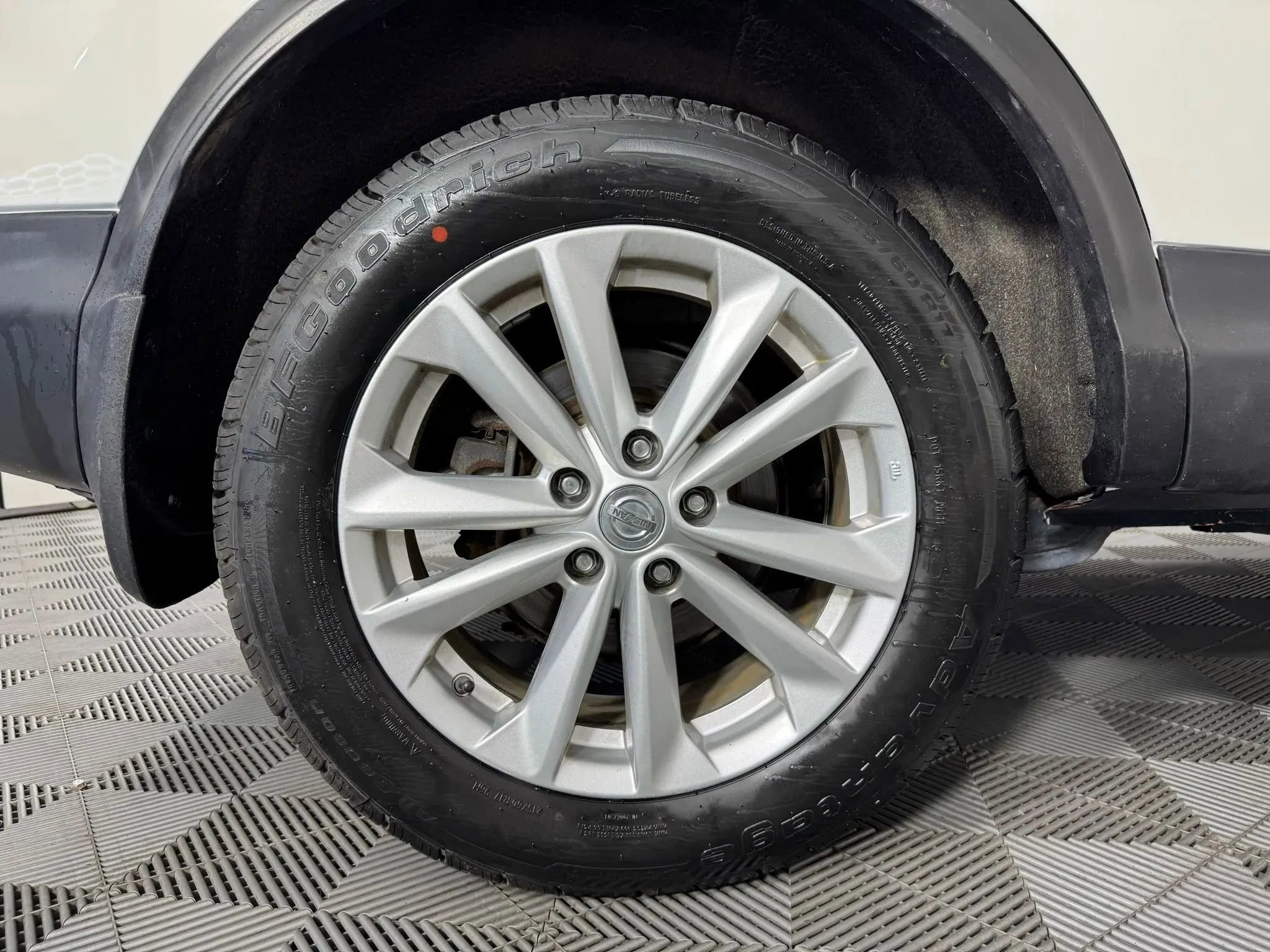 Used 2018 Nissan Rogue Sport S w/ S Appearance Package image 40