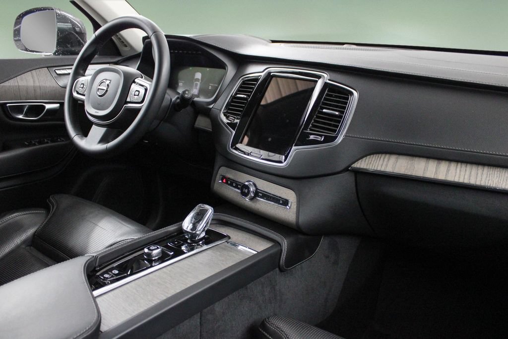 Used 2023 Volvo XC90 T8 Ultimate w/ Protection Package Premier AWD/4WD image 21