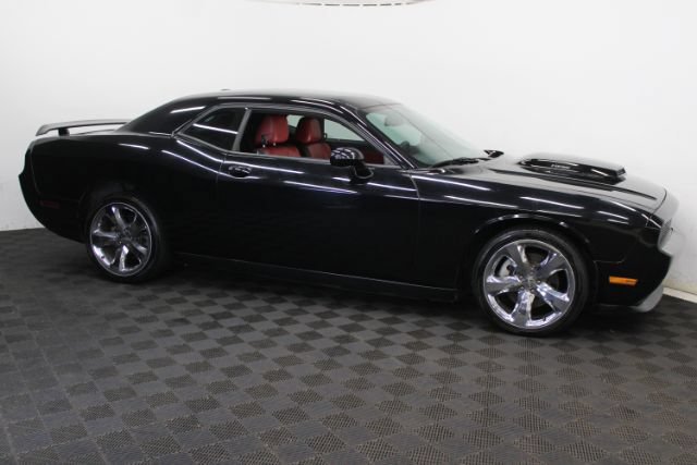 Used 2014 Dodge Challenger R/T Plus RWD image 4