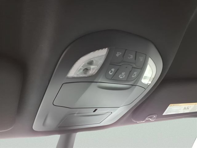 New 2026 Chrysler Pacifica Select AWD/4WD image 24