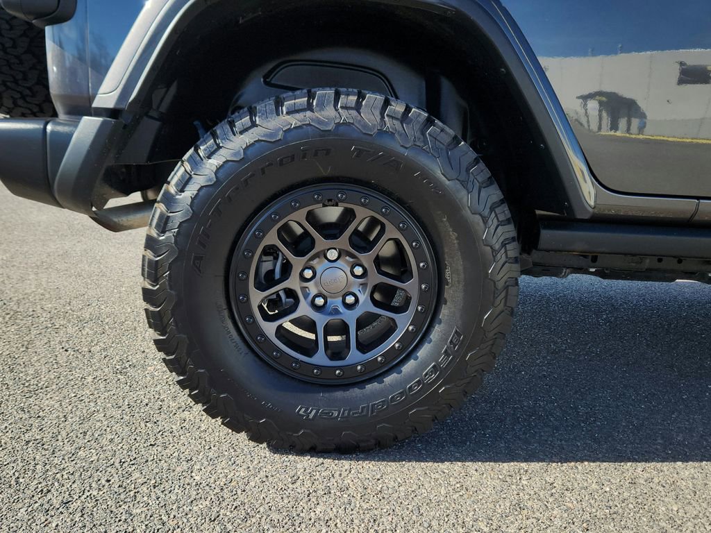 Used 2021 Jeep Wrangler Unlimited Rubicon w/ Xtreme Recon 35" Tire Package AWD/4WD image 27