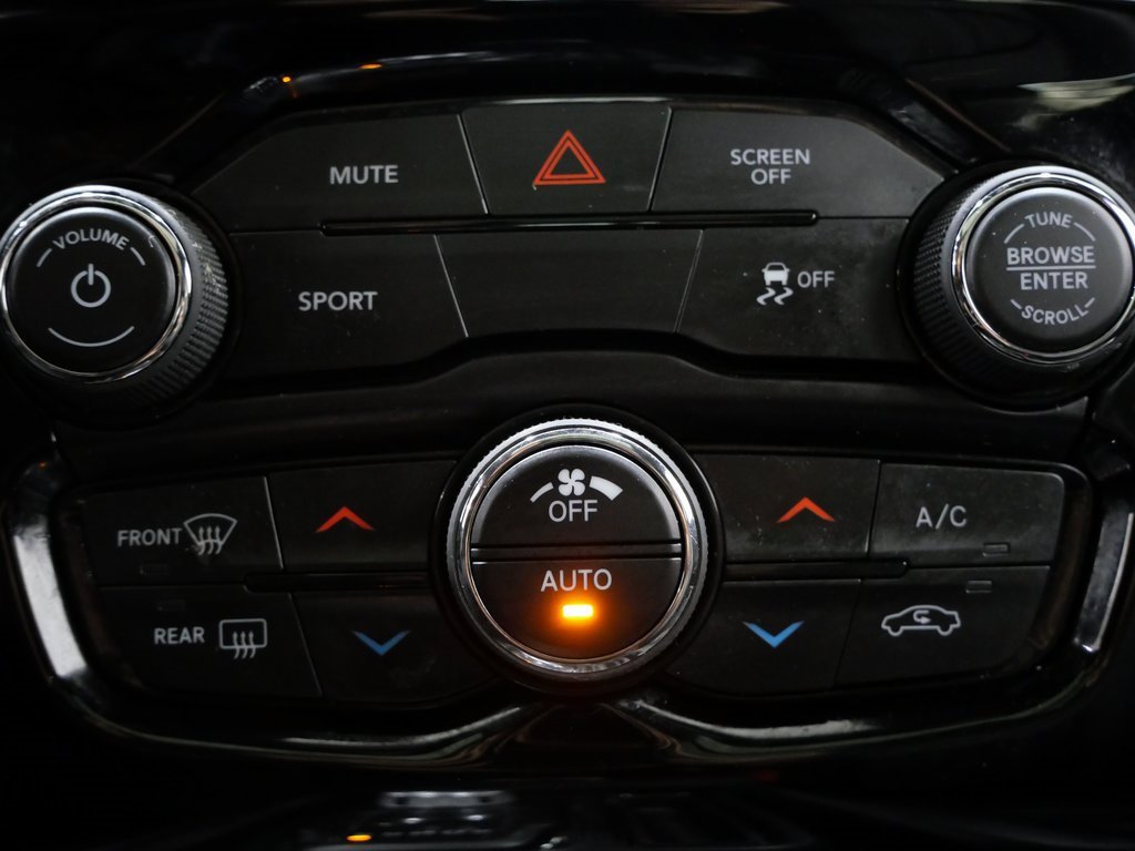 Used 2020 Chrysler 300 S image 20