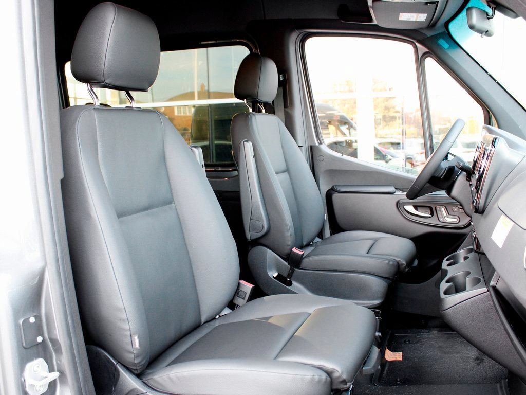 Used 2026 Mercedes-Benz Sprinter 2500 image 23