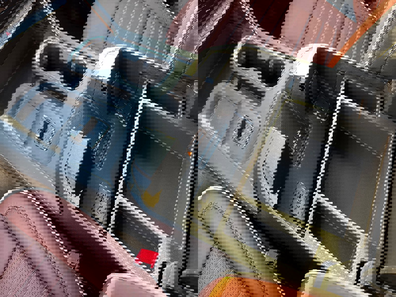 New 2026 GMC Sierra 3500 Denali Ultimate w/ LPO, Black Badging Package image 31