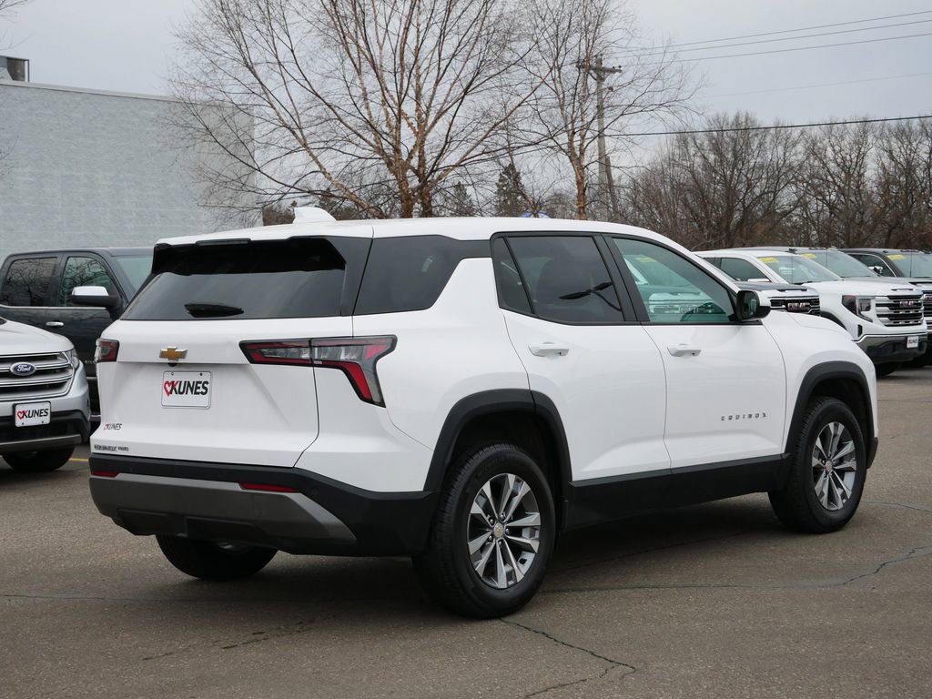 Used 2025 Chevrolet Equinox LT AWD/4WD image 9