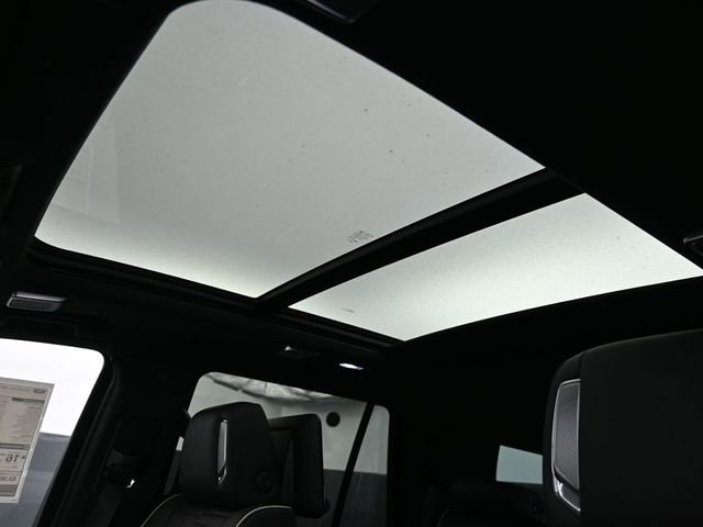 New 2026 Cadillac Escalade Platinum Sport w/ LPO, ONYX Package AWD/4WD image 18