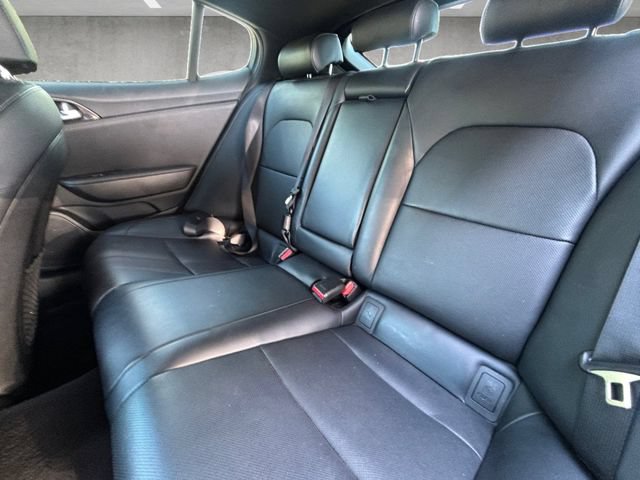 Used 2020 Kia Stinger GT-Line RWD image 28