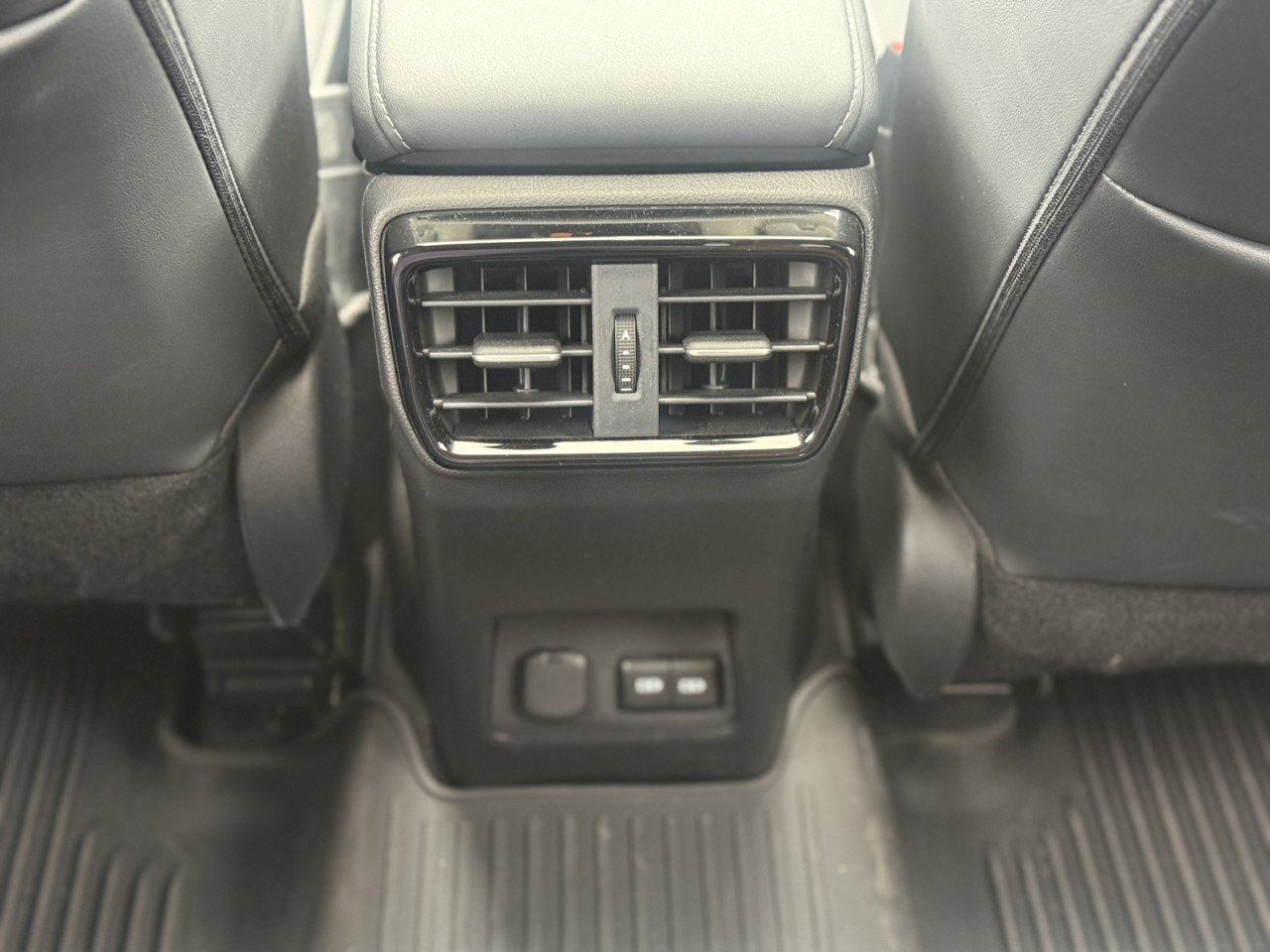 Used 2023 Lexus NX 350h AWD image 26