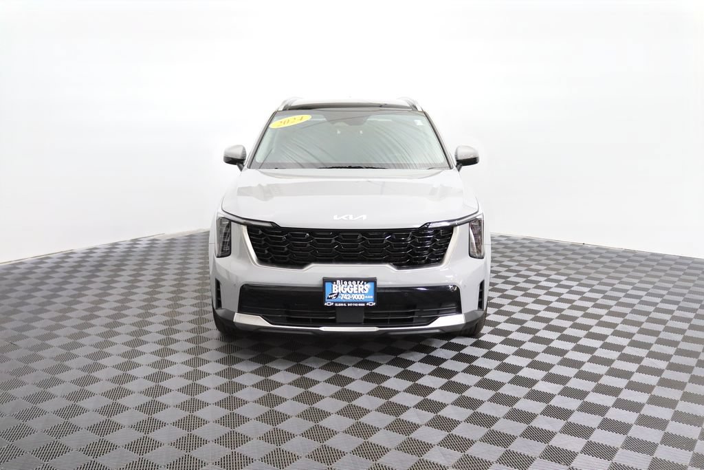Used 2024 Kia Sorento S w/ Panoramic Sunroof Package FWD image 2