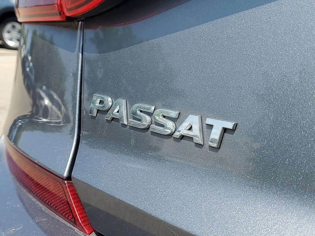 Used 2017 Volkswagen Passat 1.8T S FWD image 6
