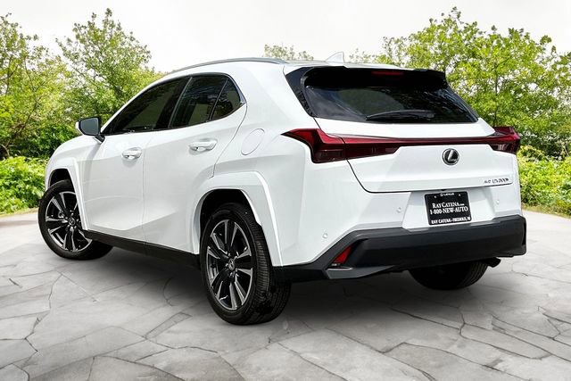 New 2026 Lexus UX 300h AWD image 3