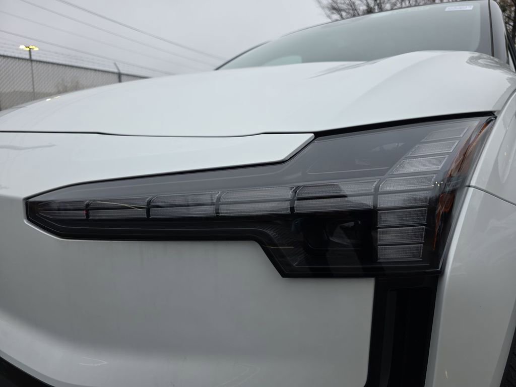 New 2025 Volvo EX30 Plus w/ Protection Package Premier image 41