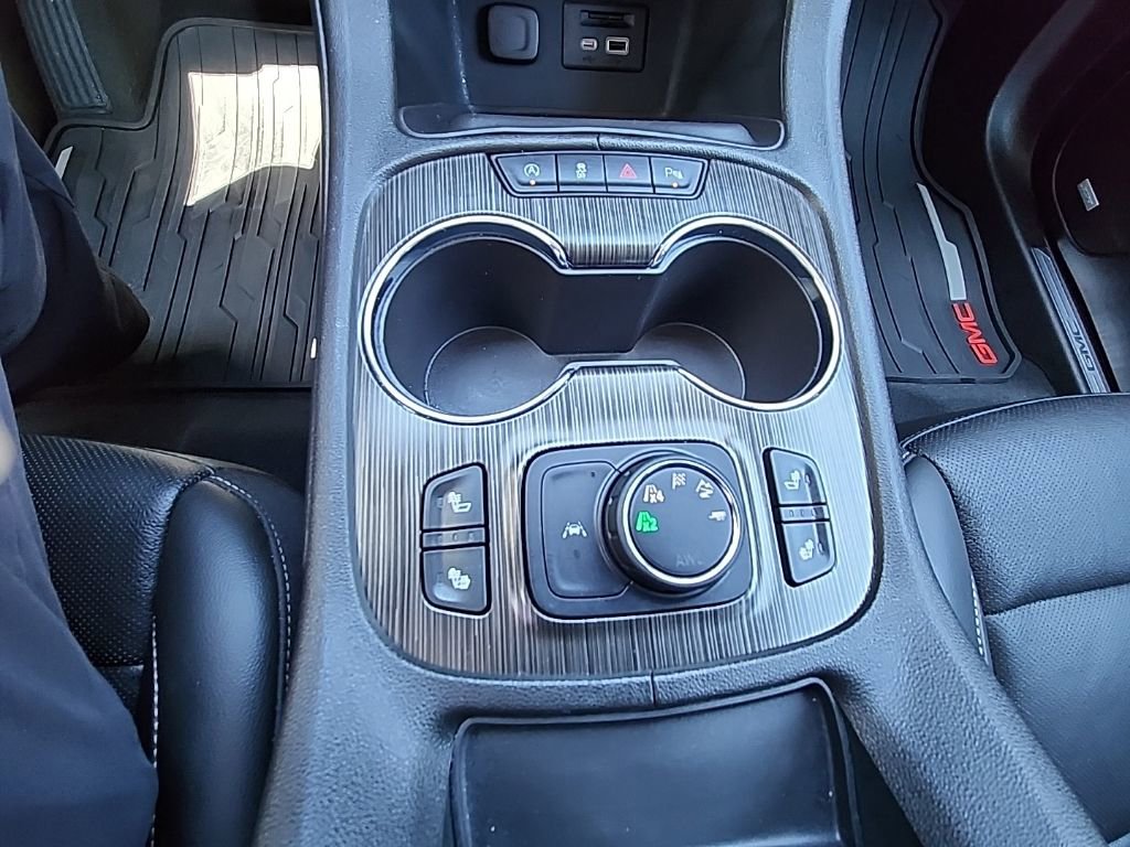 Used 2023 GMC Acadia SLT w/ Trailering Package AWD/4WD image 26