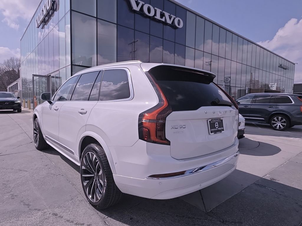 New 2026 Volvo XC90 T8 Plus w/ Protection Package Premier image 7