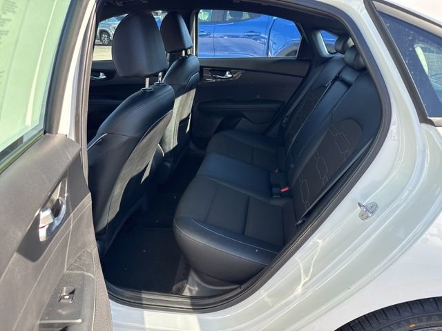 Used 2021 Kia Forte GT-Line image 11